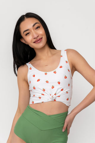 Traveler Top | Strawberry Patch