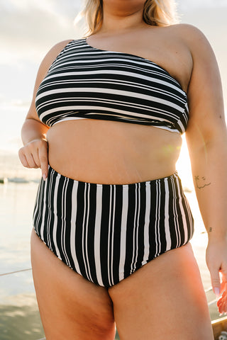 Leisure Reversible Bottom | Black & White Stripe