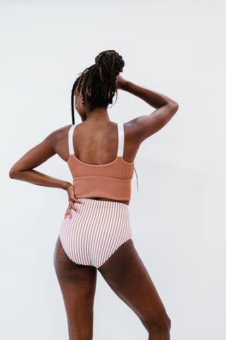 Adventurer Top | Clay