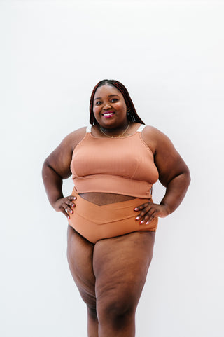 Adventurer Top | Clay