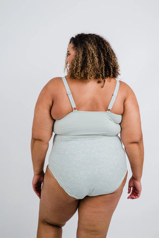 Stay-Cation Top | Sage | Final Sale